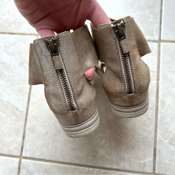 Eileen Fisher Sport Sandals Womens Silver Gold Metallic Open Toe Platform Sz 7 - Picture 4 of 8